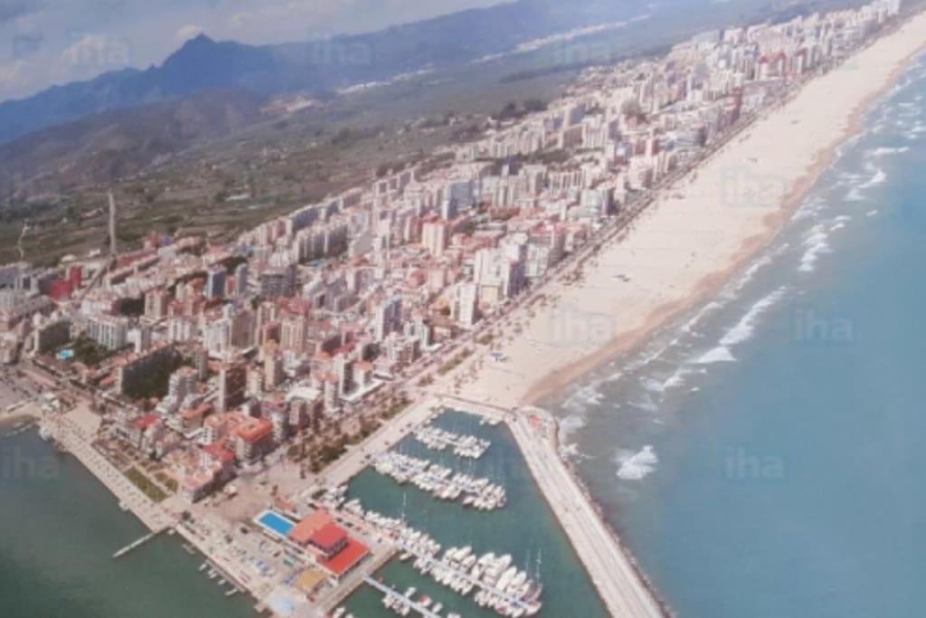 Gandia Muy Cerca De Playa Con Piscina